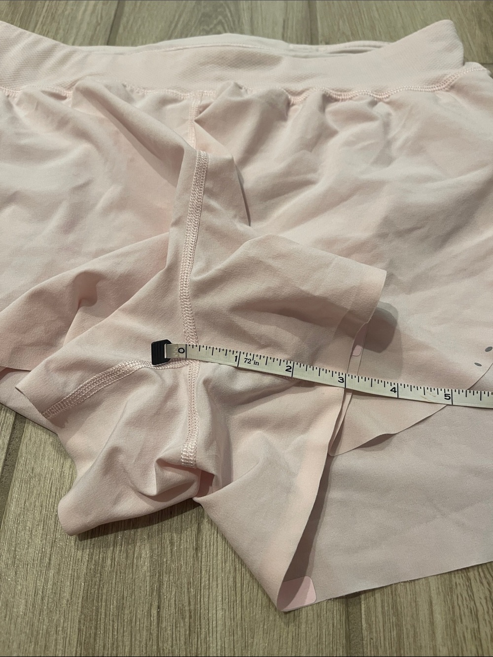 Lululemon Find Your Pace High Rise Shorts 3" Strawberry Milkshake Sz 6 Rare - Picture 11 of 12